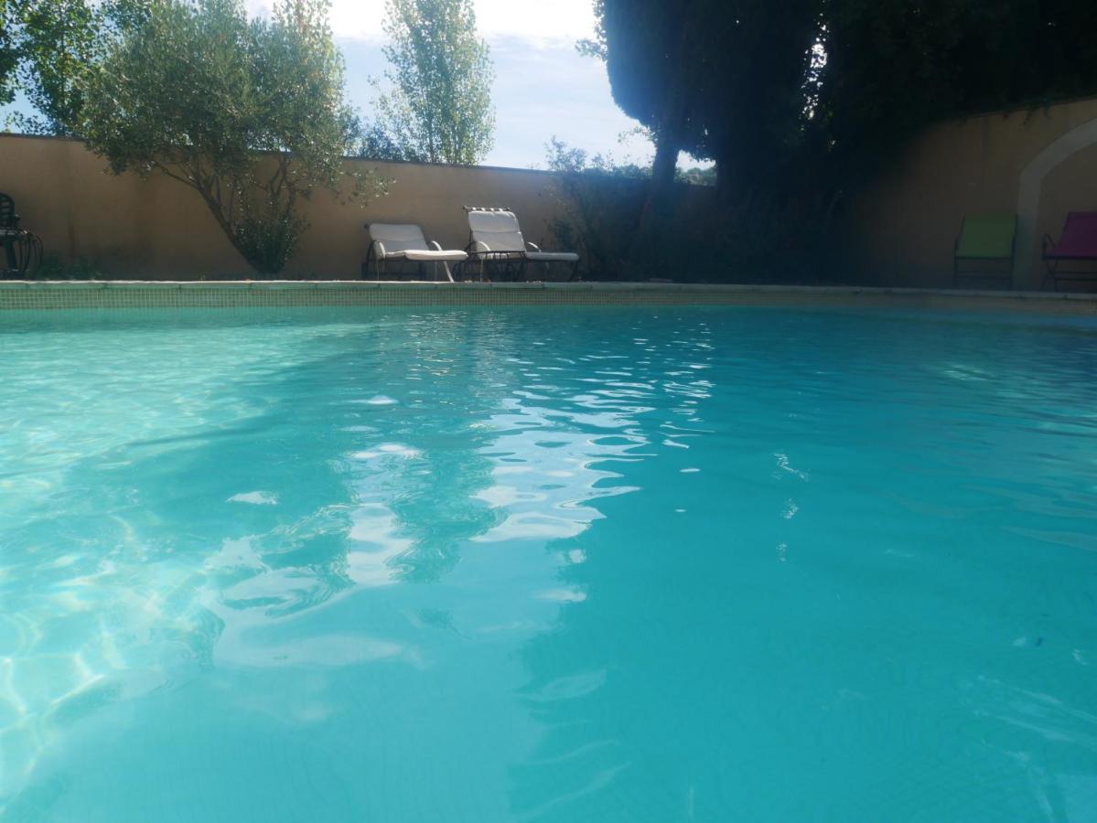 La Feniere Bed and Breakfast Vénéjan Εξωτερικό φωτογραφία
