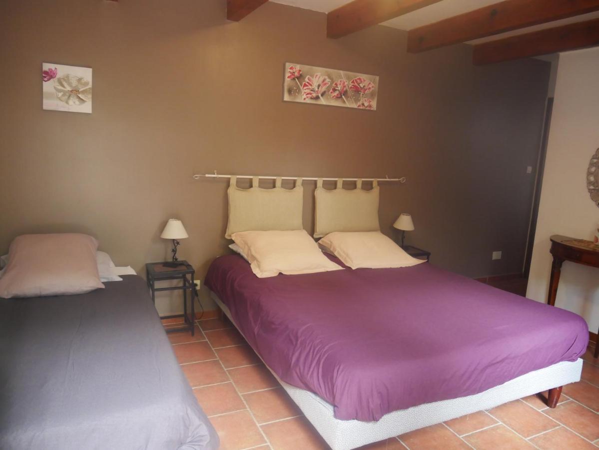 La Feniere Bed and Breakfast Vénéjan Εξωτερικό φωτογραφία