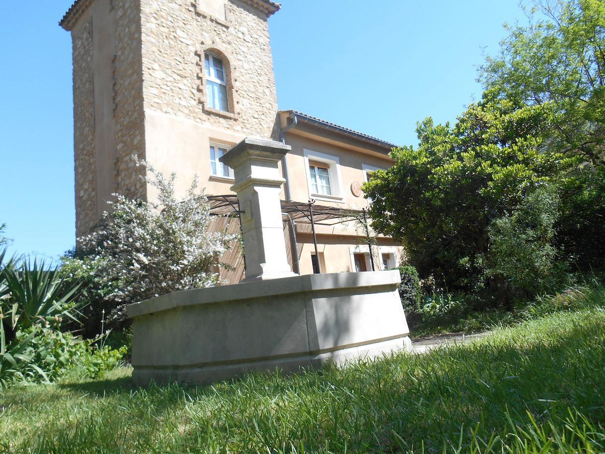 La Feniere Bed and Breakfast Vénéjan Εξωτερικό φωτογραφία