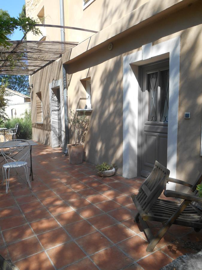 La Feniere Bed and Breakfast Vénéjan Εξωτερικό φωτογραφία