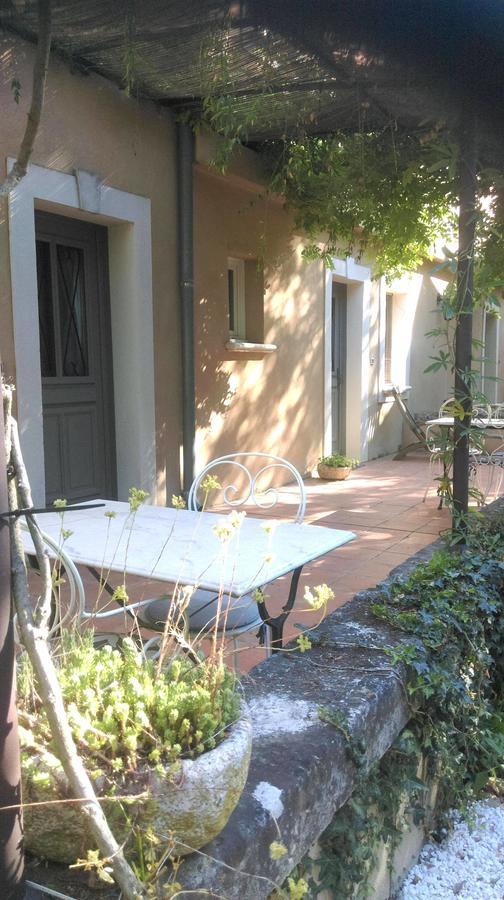 La Feniere Bed and Breakfast Vénéjan Εξωτερικό φωτογραφία
